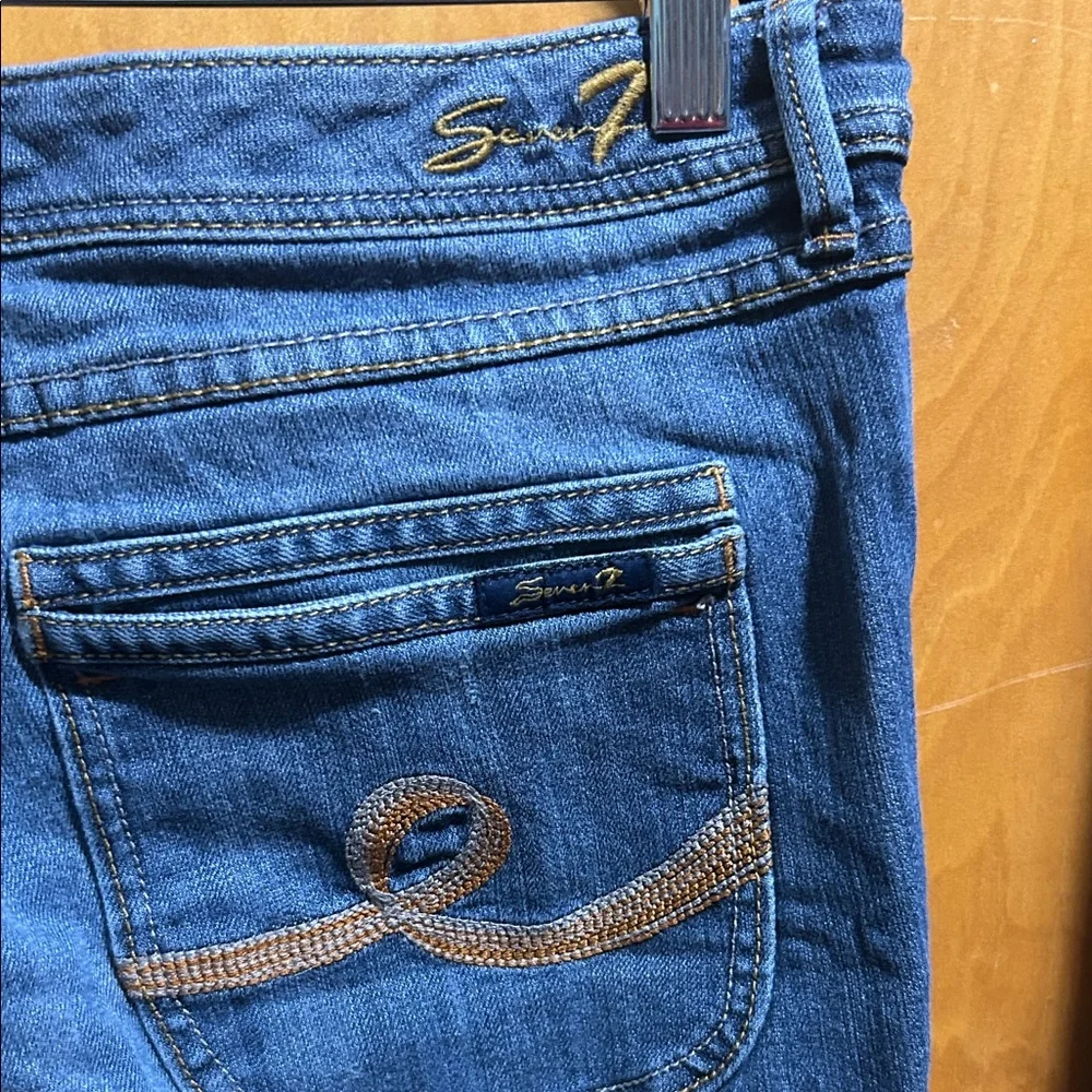 Seven7 Women's Straight Leg Capris - Picture 3 of 5